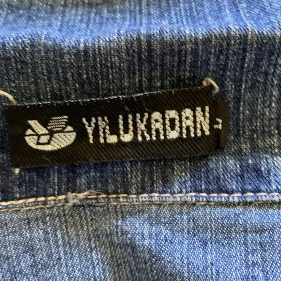 Yilukardan light denim jacket w/sequins/beads Lg. - Picture 8 of 10